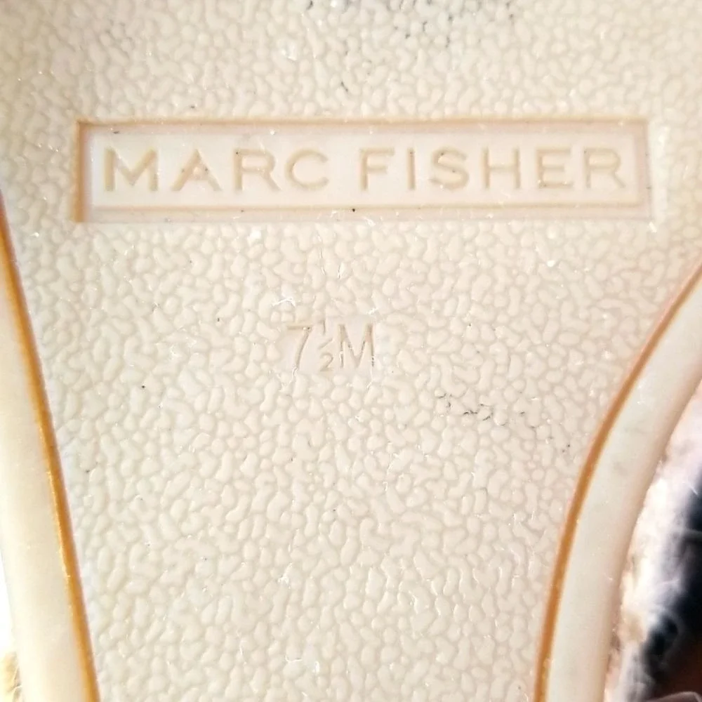 Marc Fisher Tan Studded Perforated Espadrille Wedge Sandals Nude Gold Studs 7.5M